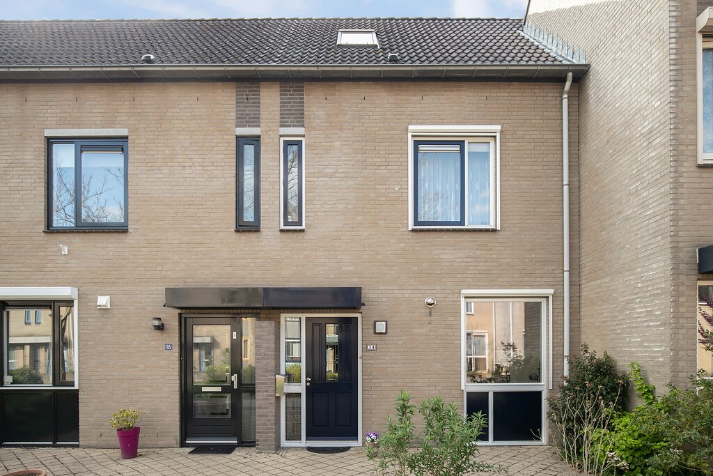 MN11432-24114-105058286