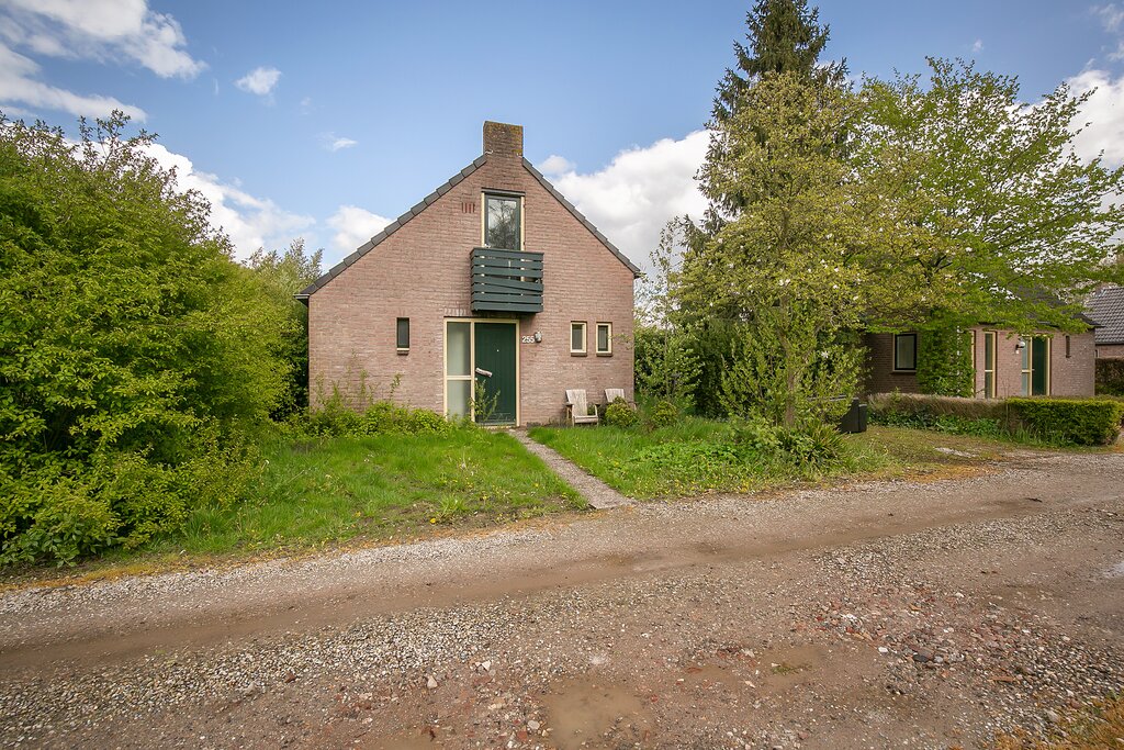 MN11436-33749-Groene-Heuvels-255,-Ewijk-105830323