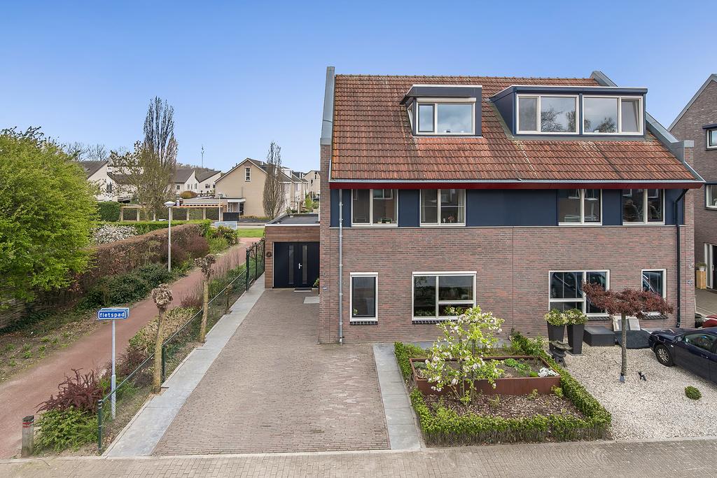 MN11586-28814-140723821