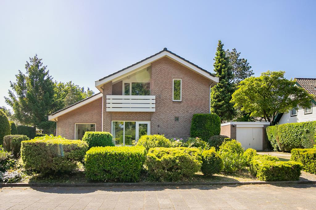 MN11606-22240-143079155