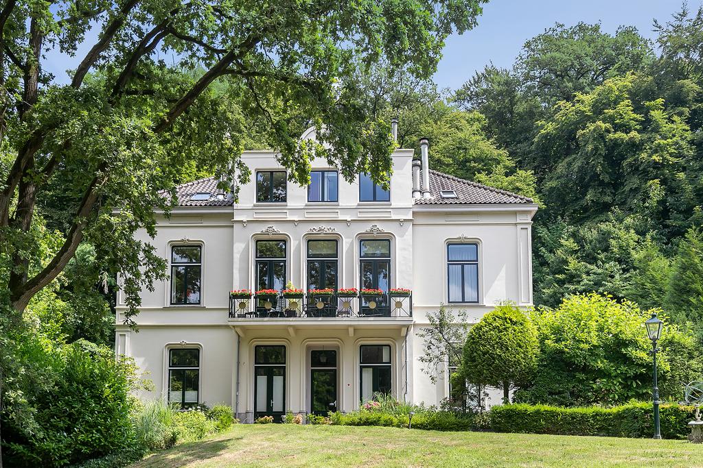 MN11615-22593-148755353