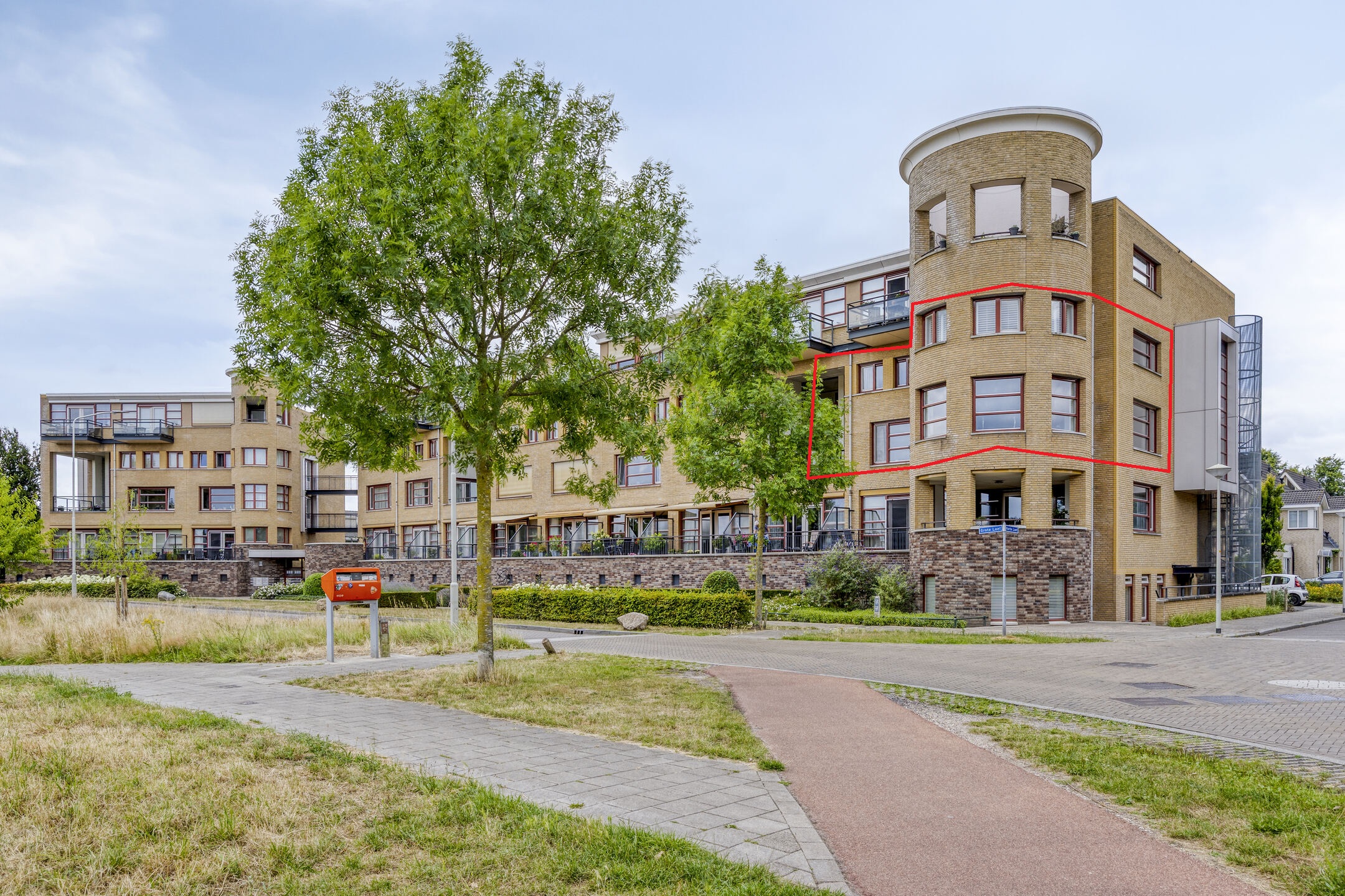 MN11764-17082-241611362