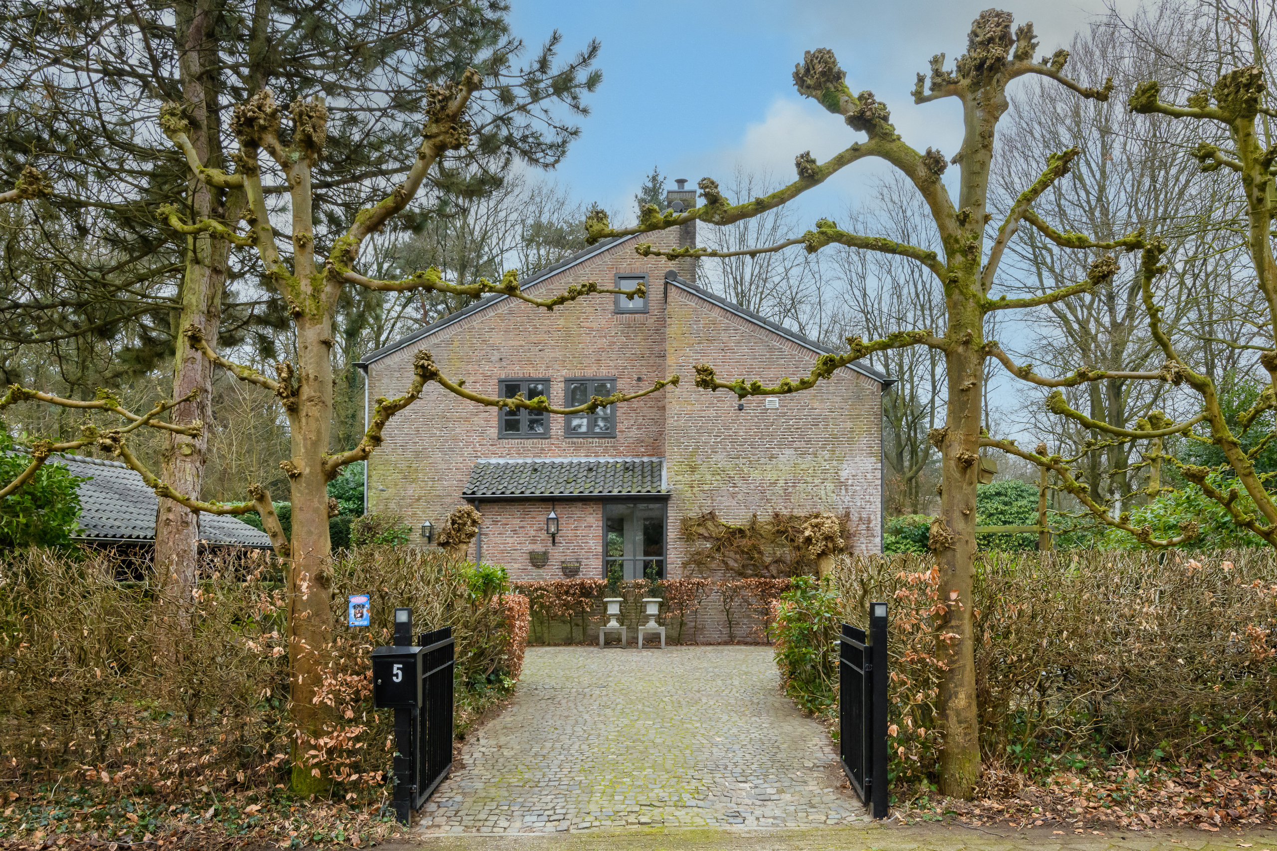 MN11830-27626-261816948